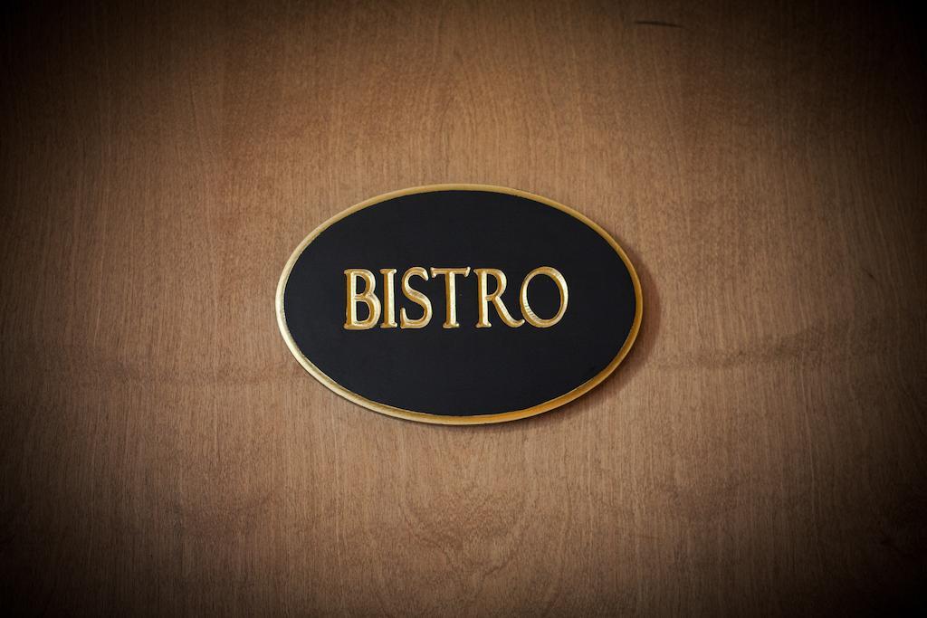 Belfry Inn And Bistro Sandwich Esterno foto